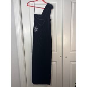 Xscape Evenings Women’s Velvet One Shoulder Embellished Formal Dress 12 Black